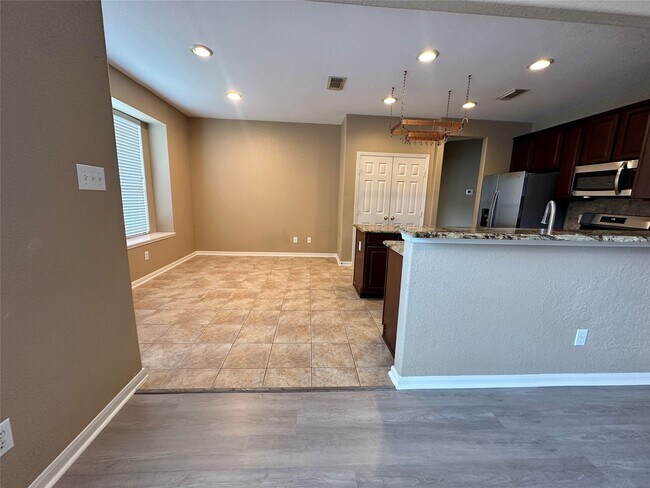 Building Photo - 14734 Harvest Chase Ct