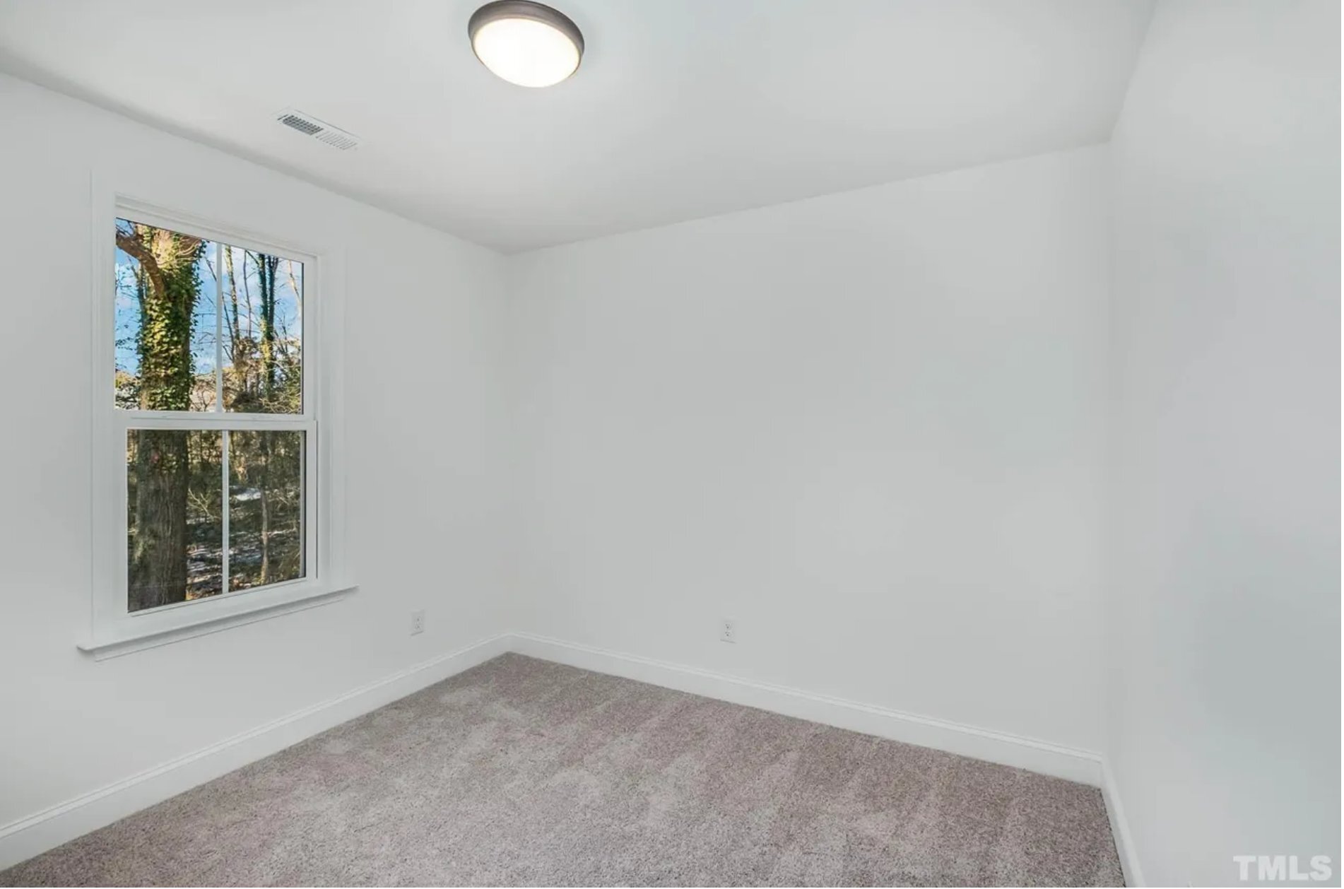 Building Photo - 2807 Cannada Ave