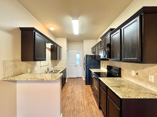 Building Photo - 313 Princess Place