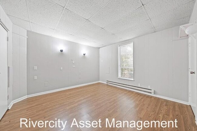 Building Photo - You Don't Want To Miss This One!!!!! It Is A Must See!!!!!! PRICE REDUCTION, SECTION 8 WELCOMED!!!!