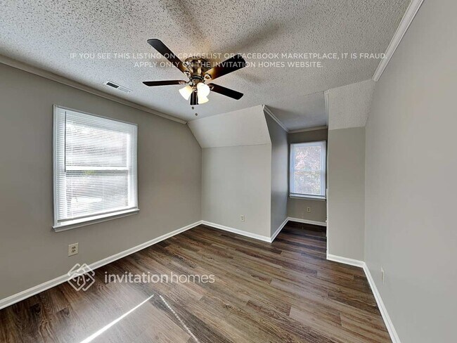 Building Photo - 300 Southland Rd