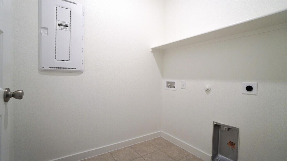 Building Photo - 2624 Gaulding St