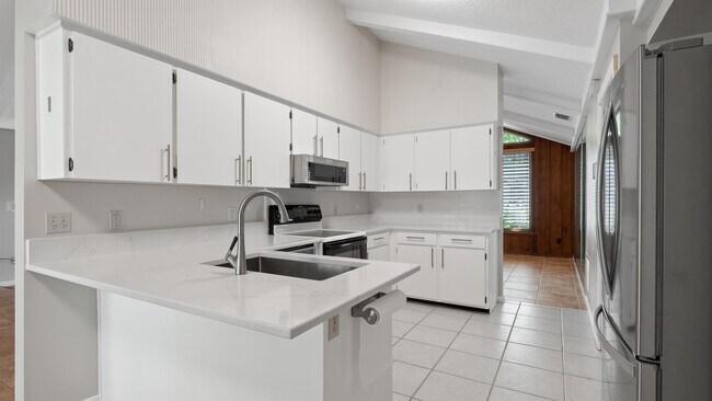 Building Photo - 6512 St Partin Pl