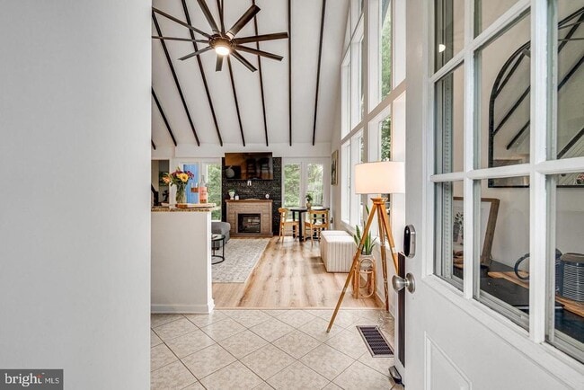 Building Photo - 241 Wildcat Dr