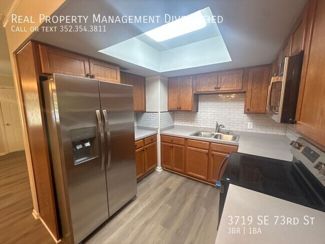 Building Photo - 3719 SE 73rd St