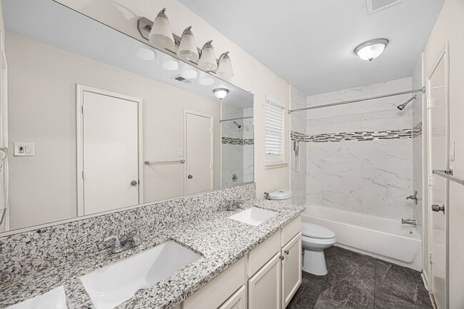 Building Photo - 11843 Sunny Stream Dr