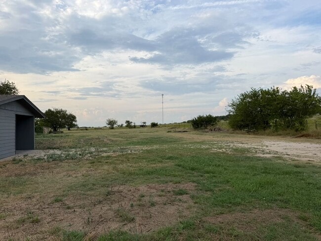 Building Photo - 850 Co Rd 218