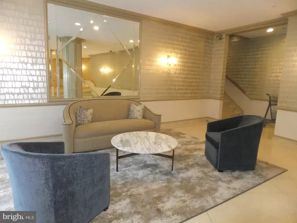 Building Photo - 1600 Hagys Ford Rd N