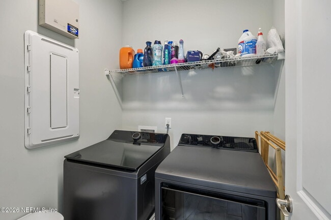 Building Photo - 159 Rose Dew Dr