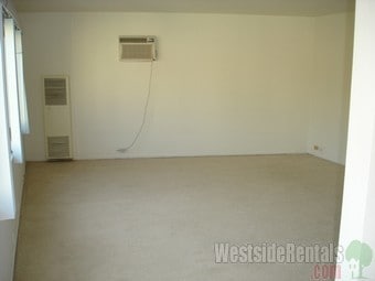 Primary Photo - 1441 S Beverly Glen Blvd