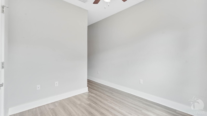 Building Photo - 145 N Sand Palm Rd