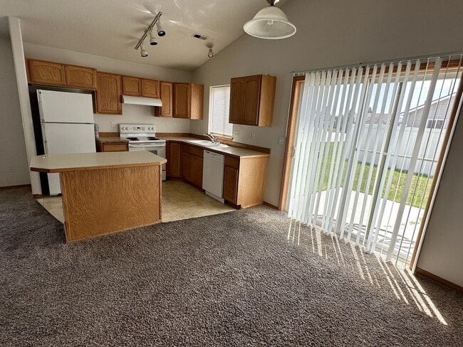 Building Photo - Welcoming 3-bedroom 2 bathroom in Pasco