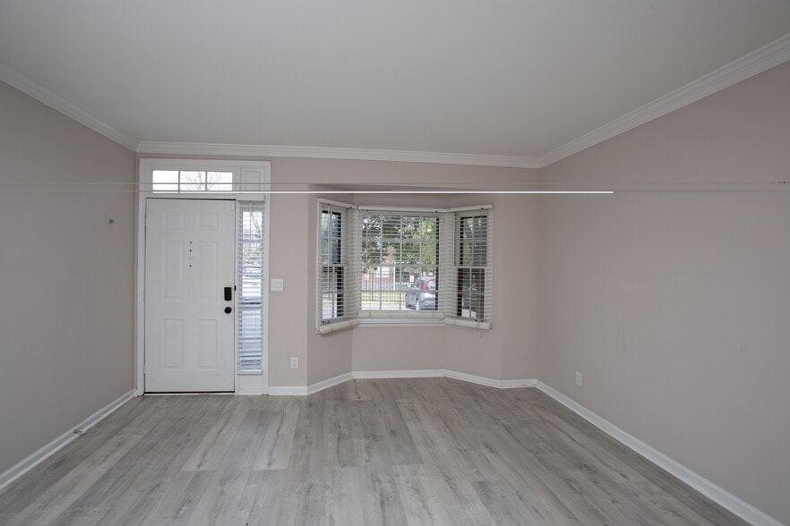 Building Photo - 1605 Deford Bailey Ave