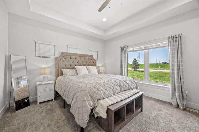 Building Photo - 2881 Blue Sage Dr