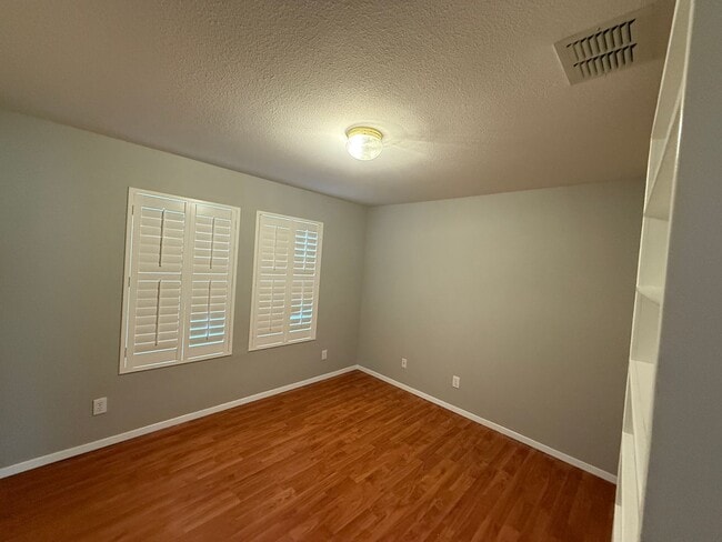 Building Photo - Oliver Ranch/off overlook Parkway