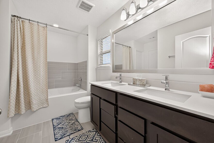 Building Photo - 27571 Bello Bend Ln