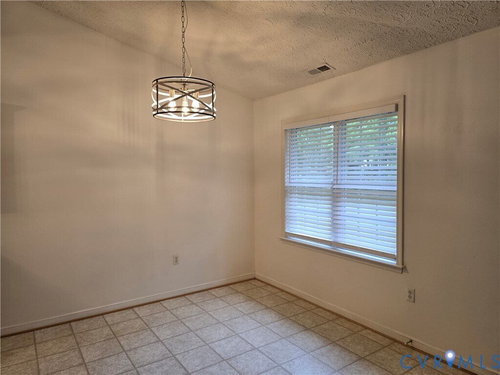 Building Photo - 5607 Jessup Station Pl