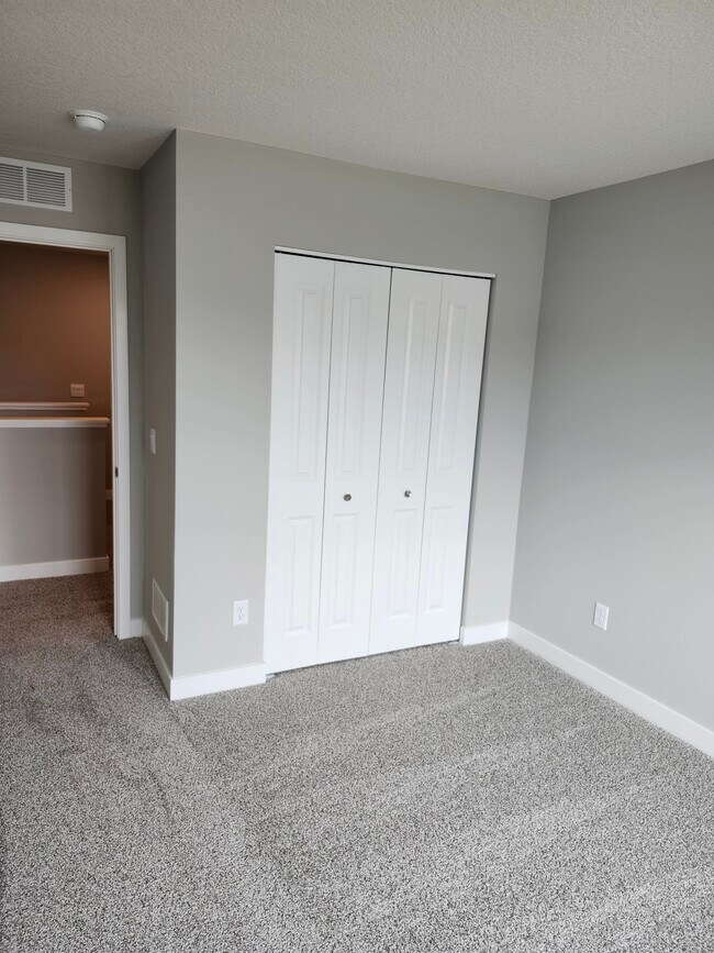 Building Photo - 11128 Balsam Pointe Trl