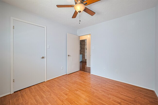 Building Photo - 3234 Mourning Dove Dr