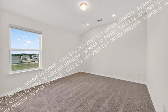 Building Photo - 707 Windhaven Dr