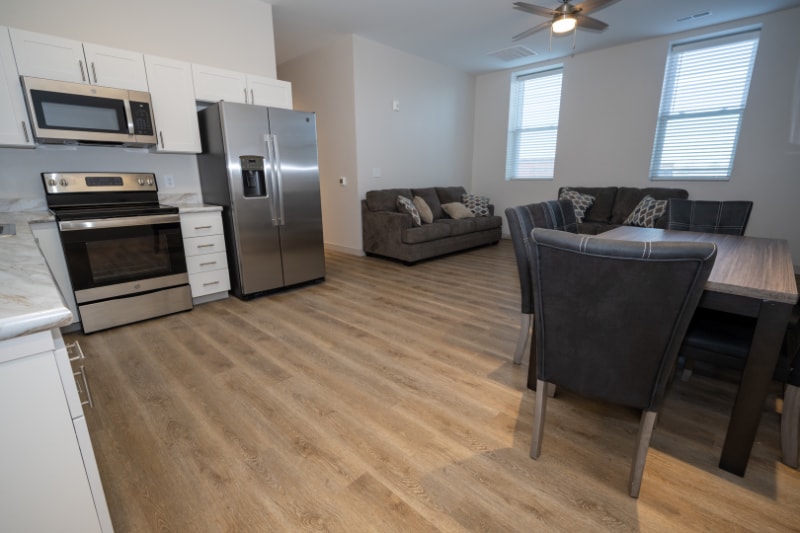 Building Photo - 103 N 1st St