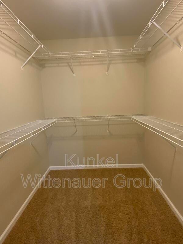 Building Photo - 108 Meadowcrest Dr