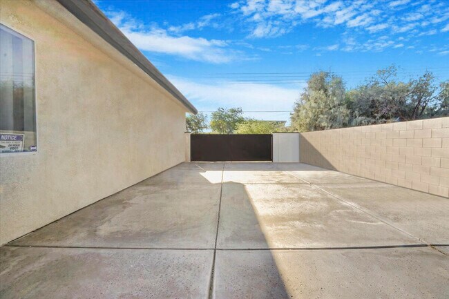 Building Photo - 34620 Via Josefina Dr
