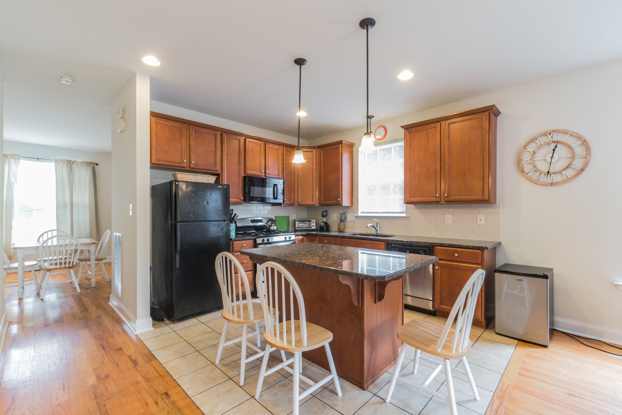 Kitchen - 5402 Wynnefield Ave