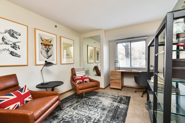 Building Photo - Minnetonka Hills Apartments