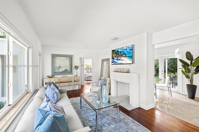 Building Photo - 166 NW 100th Terrace