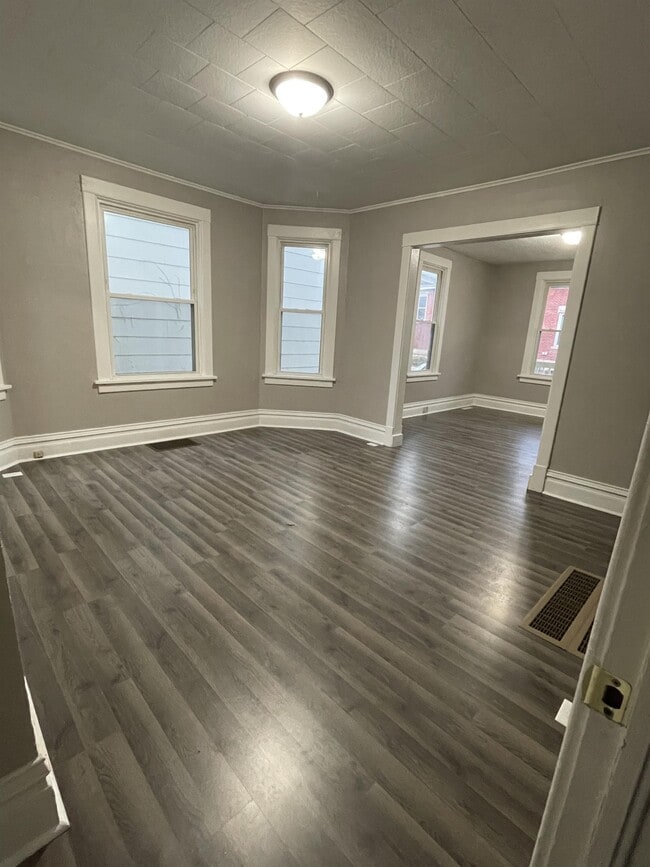 Building Photo - 2410 White St