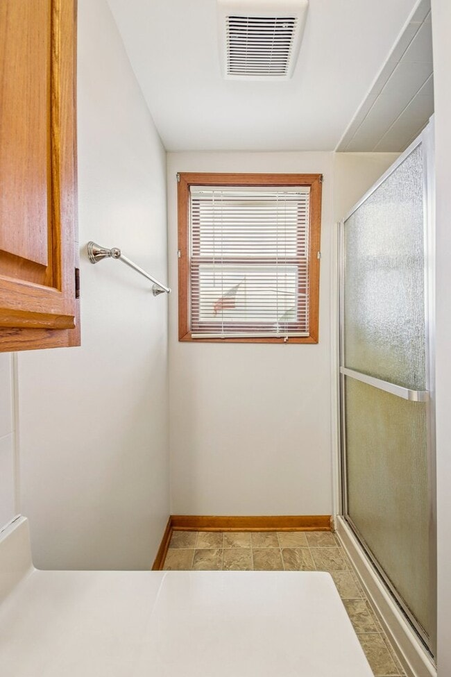 Building Photo - 11N455 Tower Rd