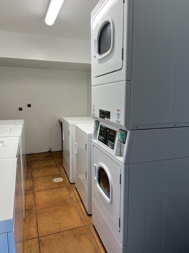 Interior Photo - Dixie Realty LLC