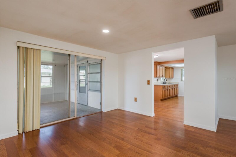 Building Photo - 3547 Morley Dr