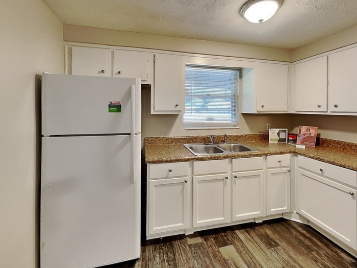 Building Photo - 7536 Patrice Ct