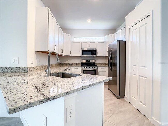 Building Photo - 15925 Clear Skies Pl