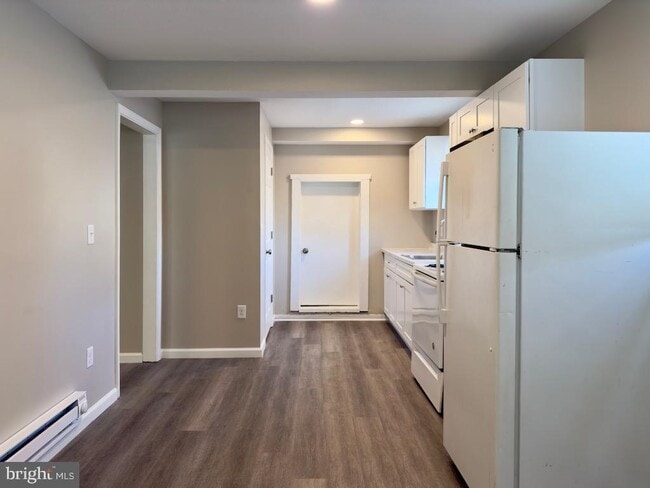 Building Photo - 31 S Main St