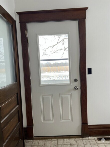 Building Photo - 2371 Foothill Ave