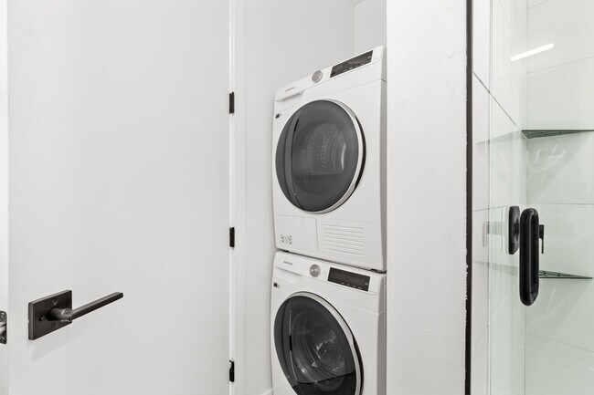 Building Photo - New modern style living- 1 bedroom 1 bath ...