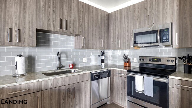 Building Photo - 101 S Center St