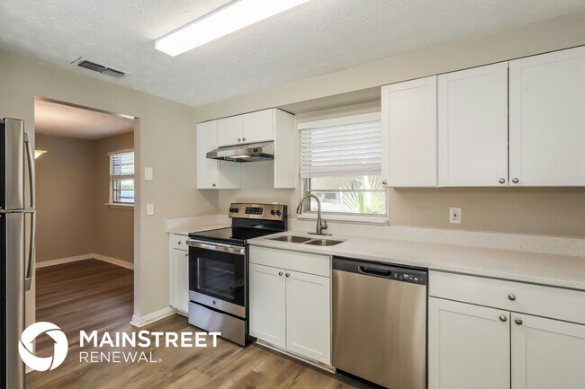 Building Photo - 495 Sigsbee Rd