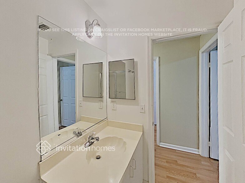 Building Photo - 20971 Vía Oleander