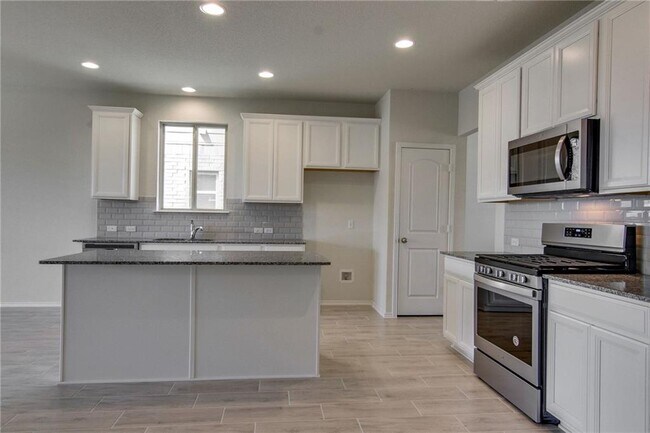 Building Photo - 11817 Eragon Dr