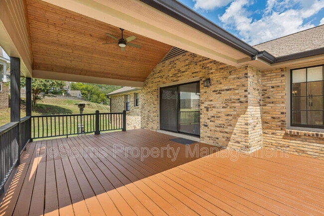Building Photo - 6999 Tartan Dr