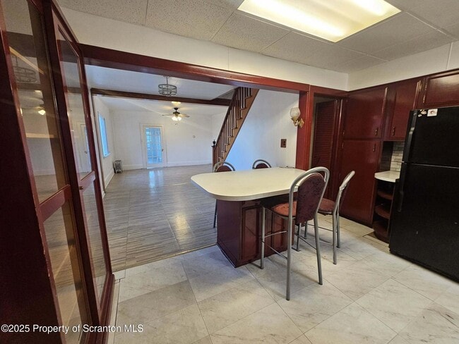 Primary Photo - 423 E Lackawanna Ave