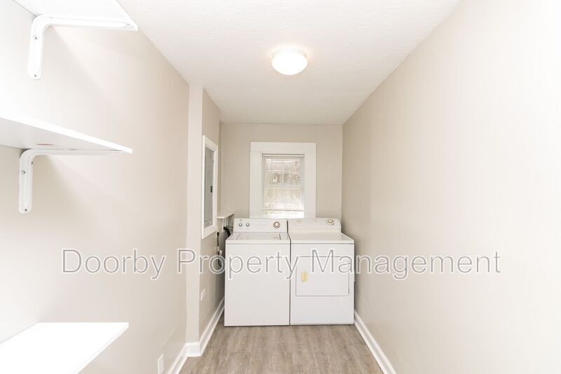 Building Photo - 727 Talley Rd