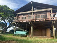 Building Photo - 185 Hiolani St