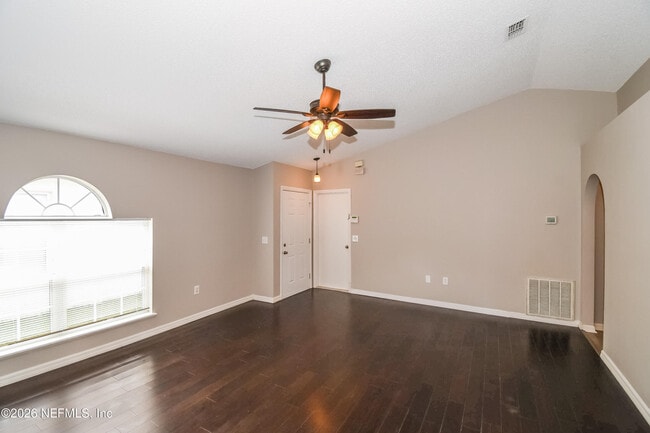 Building Photo - 7336 Lawn Tennis Ln