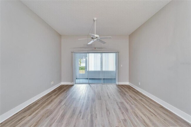 Building Photo - 1032 Radison Ave