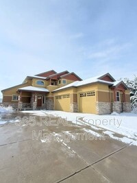 Building Photo - 1997 Bayfront Dr